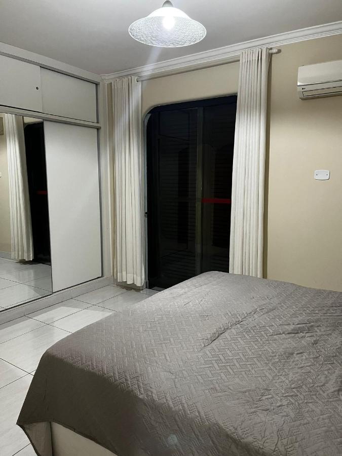 Apartamento De 3 Quartos Amplos Na Praia Pitangueiras, กัวรูจา ภายนอก รูปภาพ